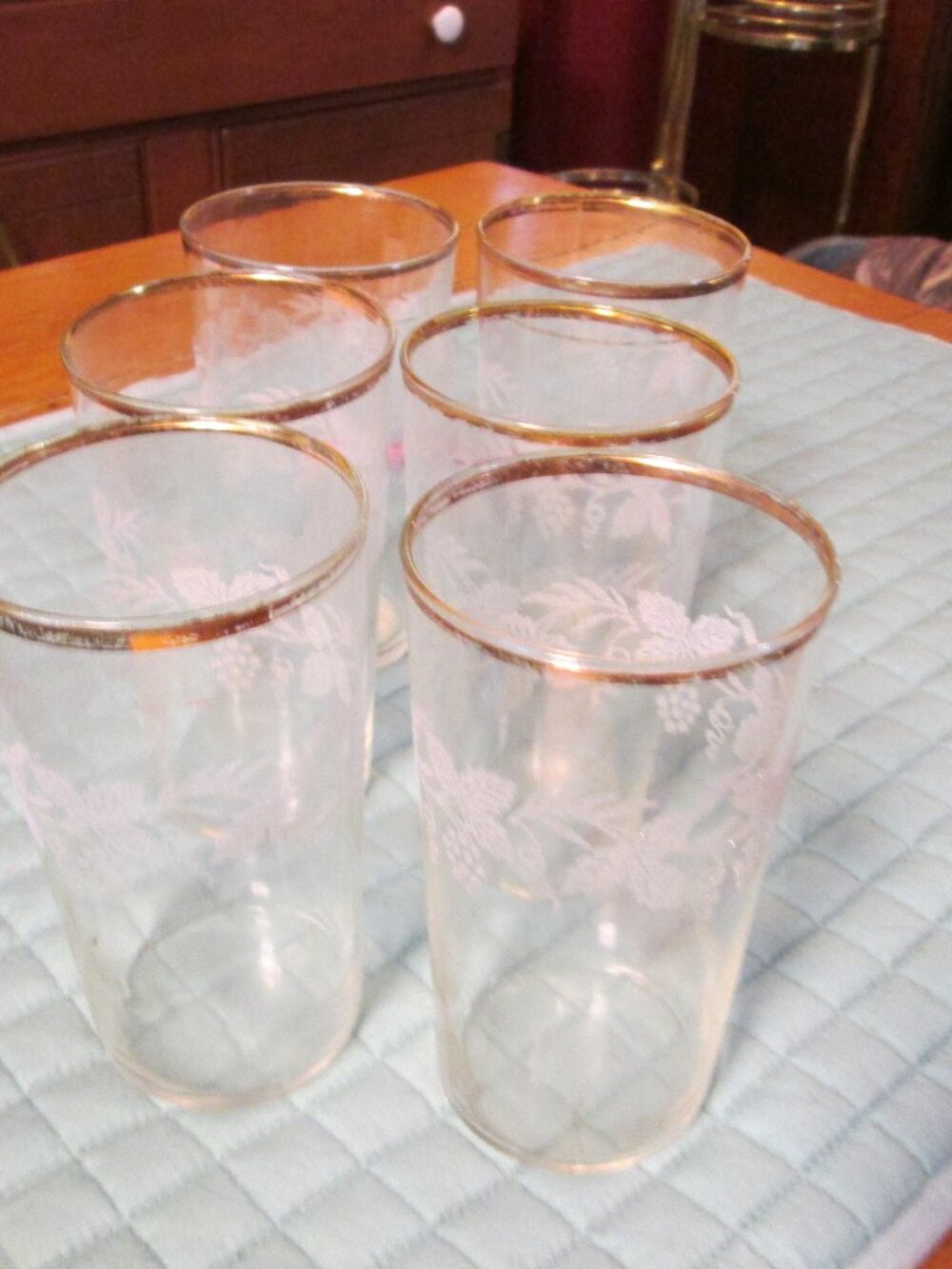 vtg Hollywood glam clear frosted grape vine gold rim tall 5.75 lot of six